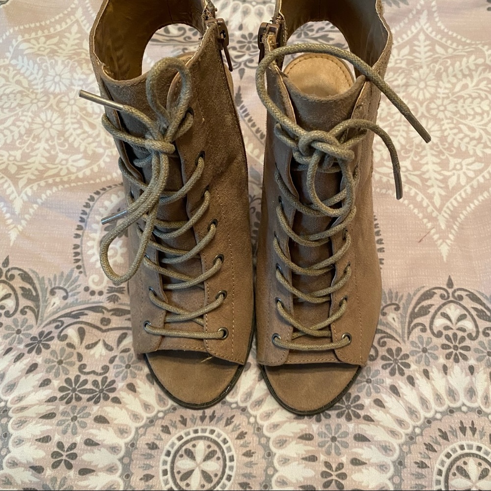 Suede Booties🤎 - Picture 3 of 10